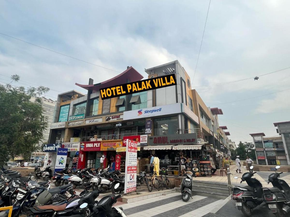 Hotel Palak Villa Ahmedabad Buitenkant foto
